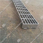 Cầu thang mạ kẽm